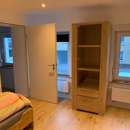 Apartament Monteur & Wohnhaus In Kohlscheid 5 - 6 Schlafplaetze Herzogenrath