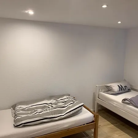 Monteur & Wohnhaus In Kohlscheid 5 - 6 Schlafplaetze * Herzogenrath