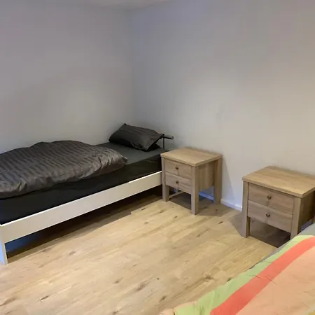 Monteur & Wohnhaus In Kohlscheid 5 - 6 Schlafplaetze Apartament